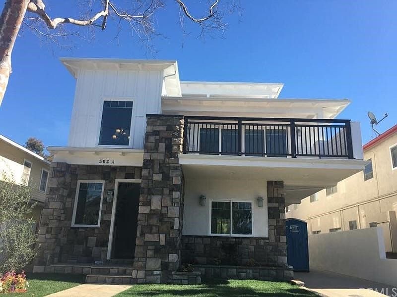 2nd image of 502 N Francisca Ave
