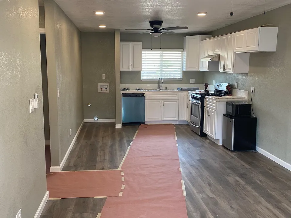 Kitchen/Living Room