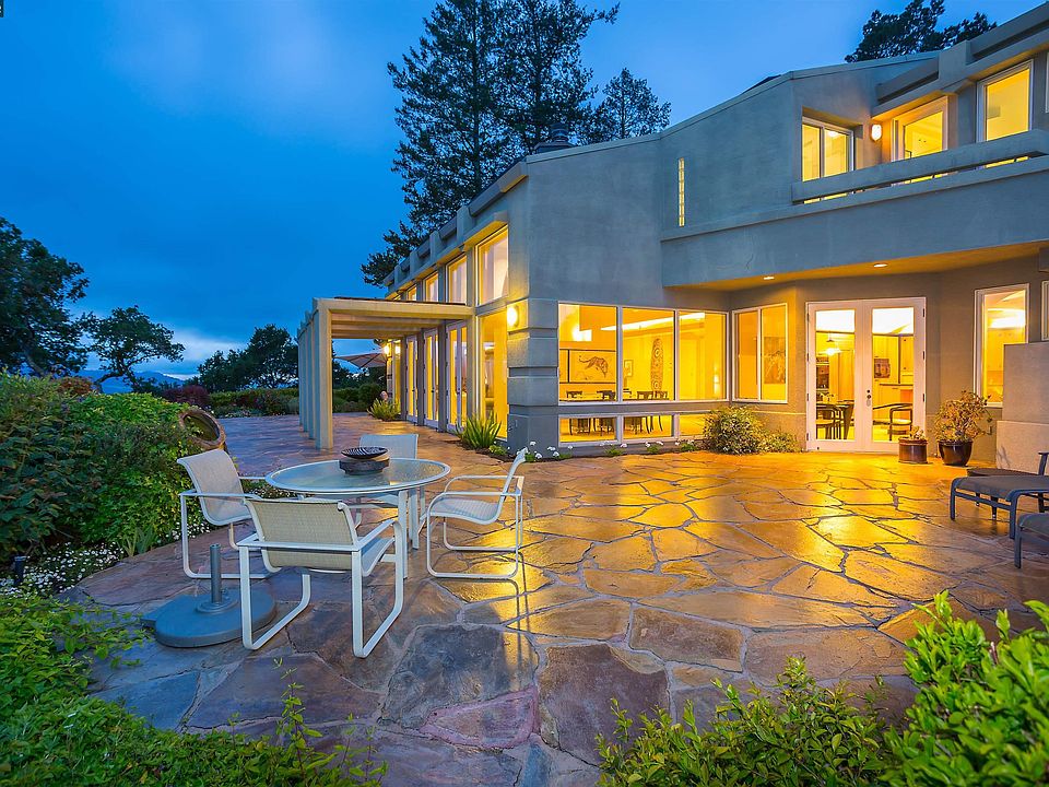1st image of 134 Diablo View Dr