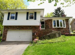 1496 Shanabrook Dr, Akron, OH 44313