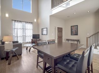 701 E 1st St, Fort Worth, TX 76102