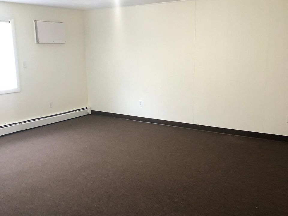 2nd image of 27 Dexter Ct #10