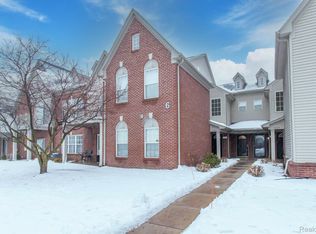 1401 Addington Ln, Ann Arbor, MI 48108