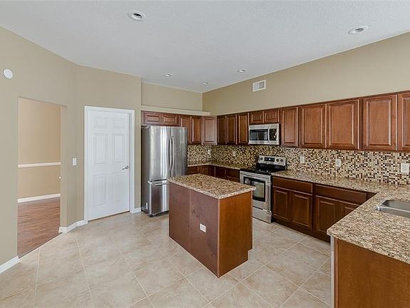 4th image of 7011 Stone Chapel Ct