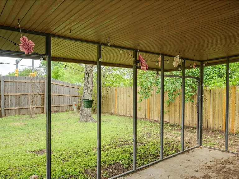 4811 Brushy Ridge Dr — Photo 8