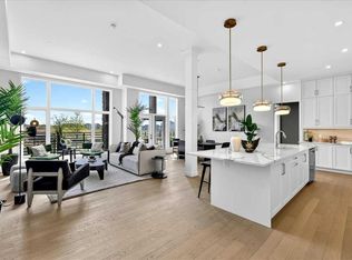 140 W Marina Cv SE #102, Calgary, AB T3M3P4