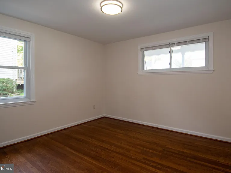 6733 Gouthier Rd — Photo 18