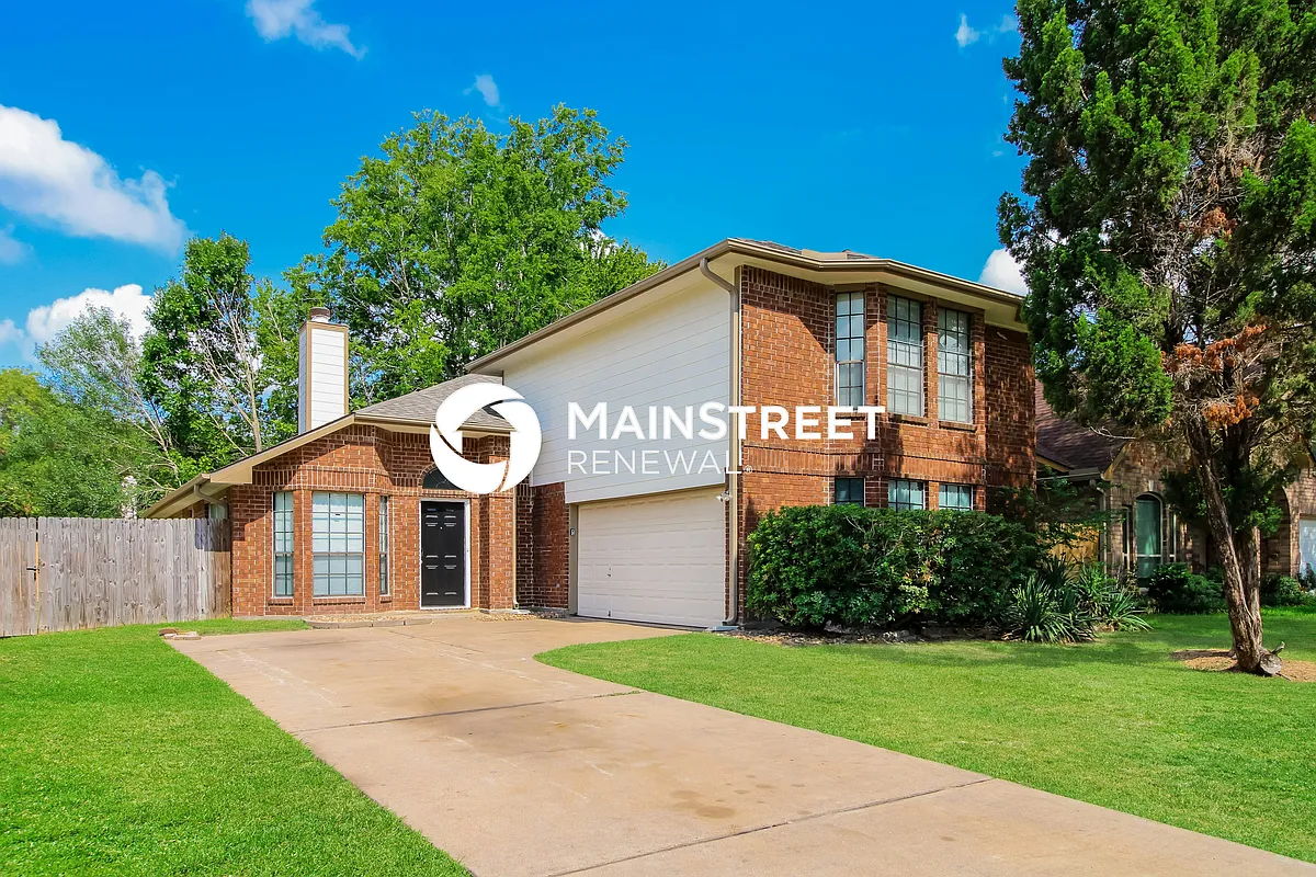 Front View - 12418 Meadow Briar Dr