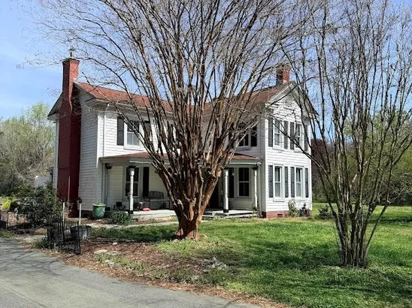 29353 Millfield Rd, Wakefield, VA 23888