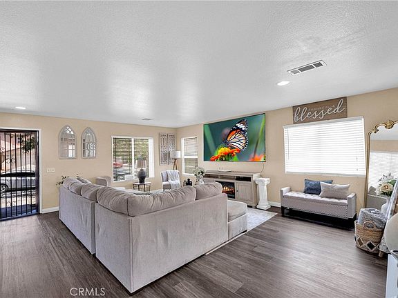 2nd image of 13853 Colorado Ln