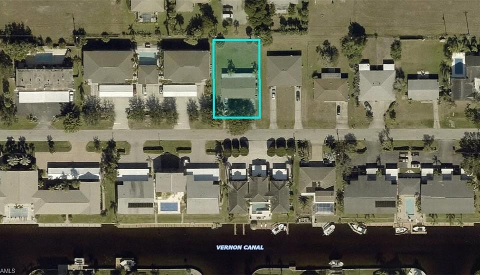 2nd image of 1105 SW 48th Ter #4-B
