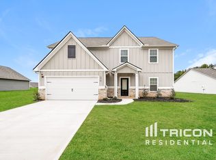 275 Oliver Dr, Locust Grove, GA 30248