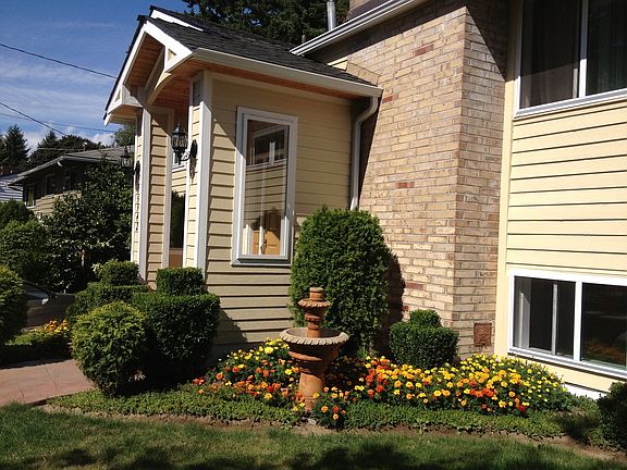 4th image of 15942 Lake Hills Blvd