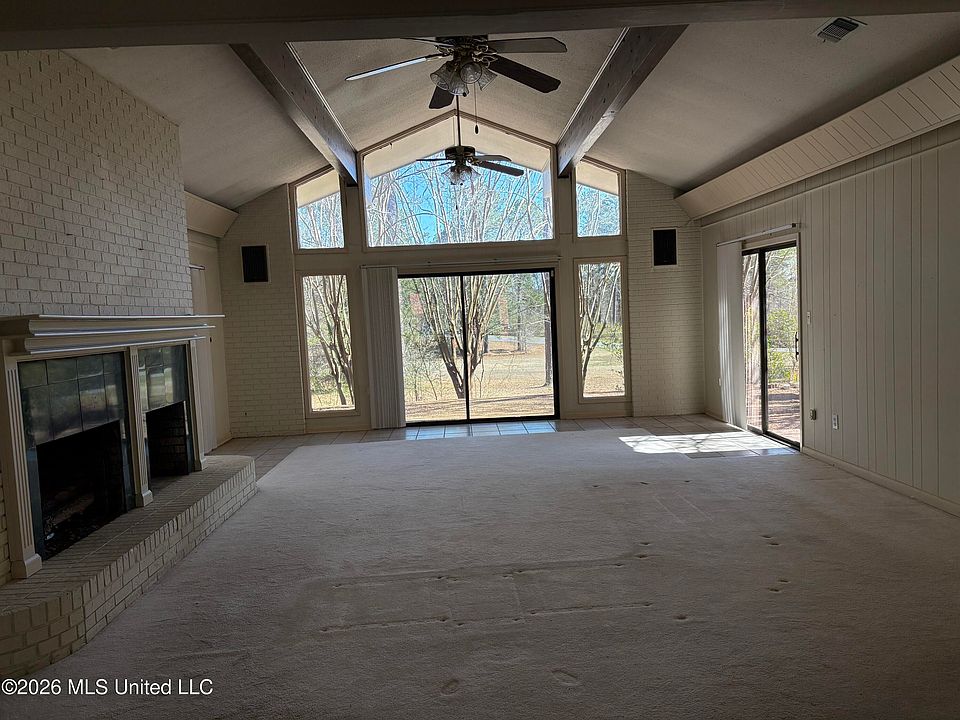 1st image of 348 Old Magee Rd