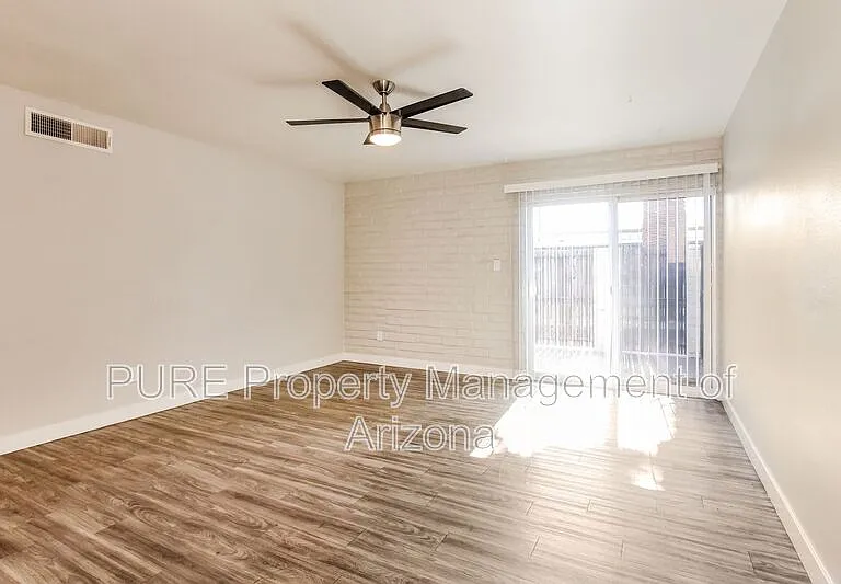 6801 N 17th Ave #1 — Photo 10