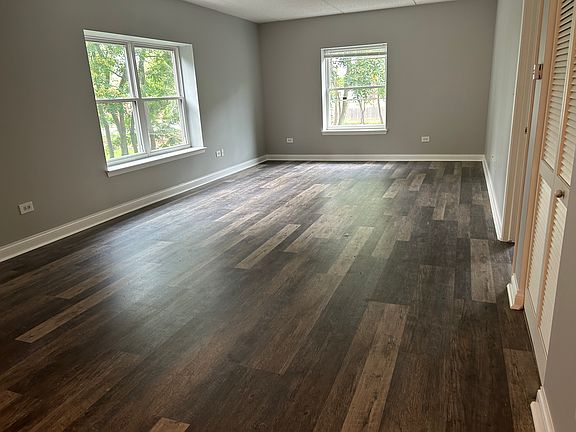 2nd image of 3420 N Old Arlington Heights Rd Unit 208