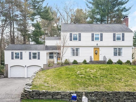 2nd image of 32 Northview Dr