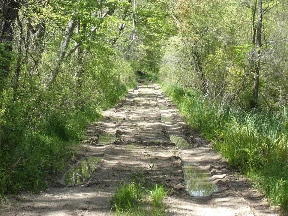 2nd image of 6701 Cox Rd
