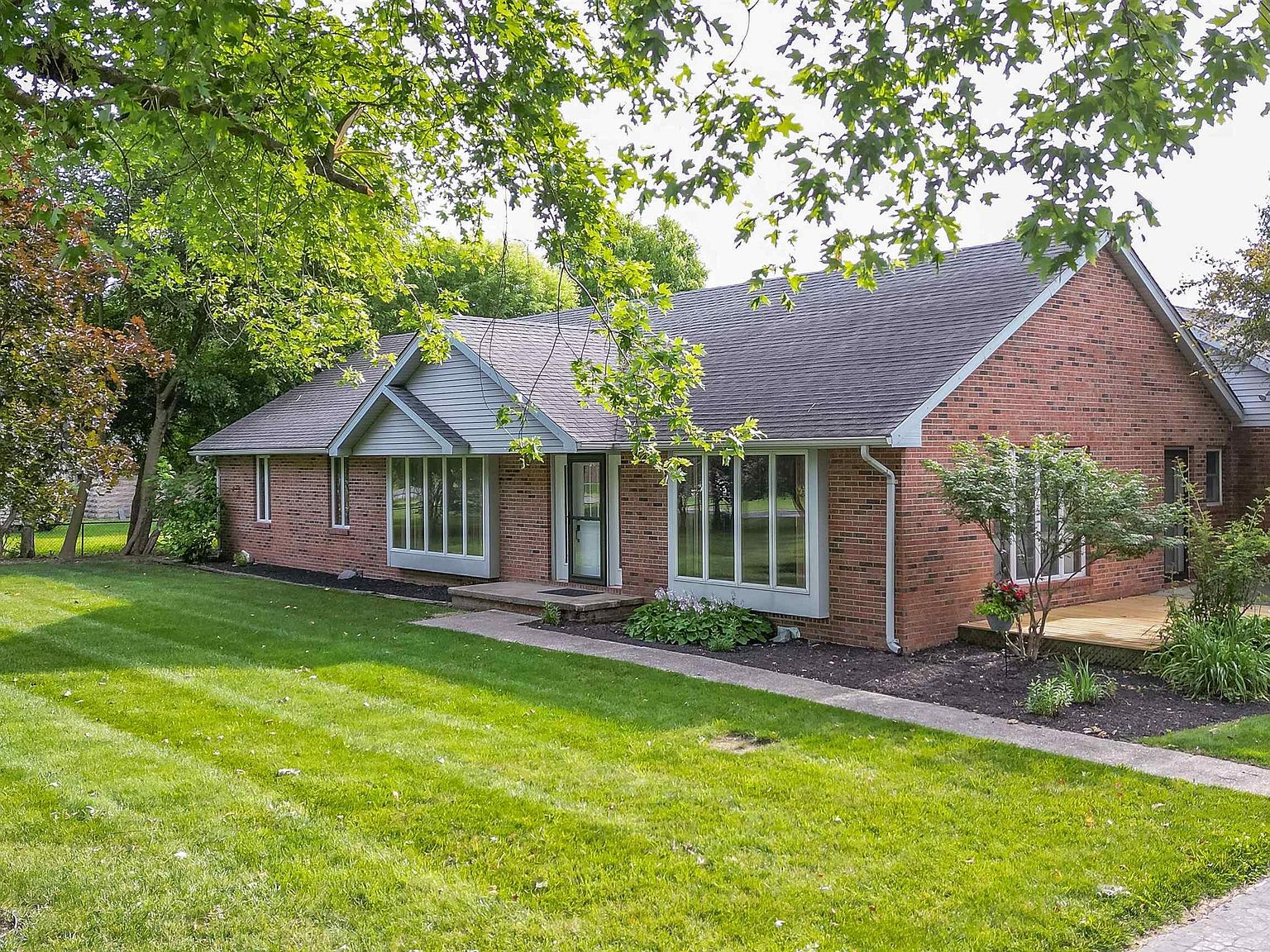 5769 N 400th St W, Sharpsville, IN 46068 | Zillow