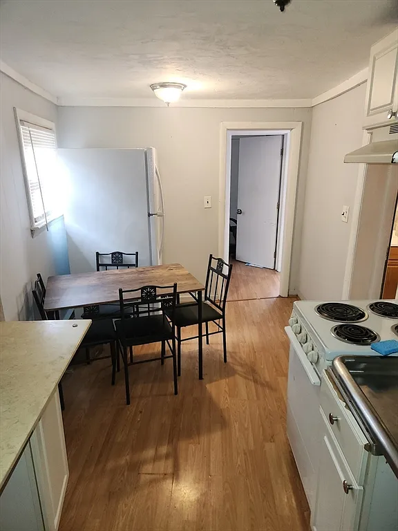 1 bed, 1.0 bath, 600 sqft, $2,000 — Photo 3
