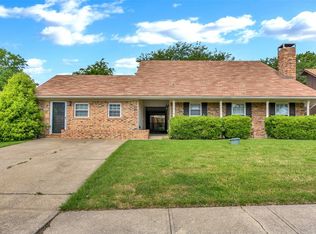 1020 Via Valencia, Mesquite, TX 75150