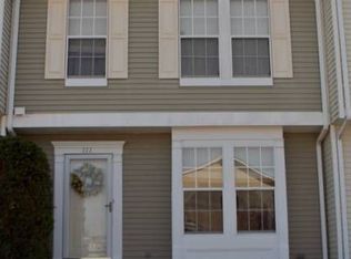 111 W Galloway Ct, Newark, DE 19711