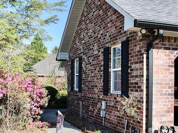 5th image of 13 Radcliff Dr