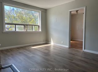 106 Old Kingston Rd #201, Ajax, ON L1T 2Z9