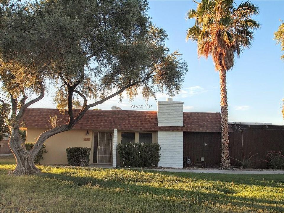 1st image of 2781 Heritage Ct #0