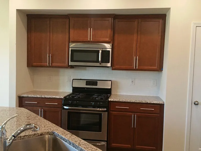 1905 Birdhouse Ln — Photo 15