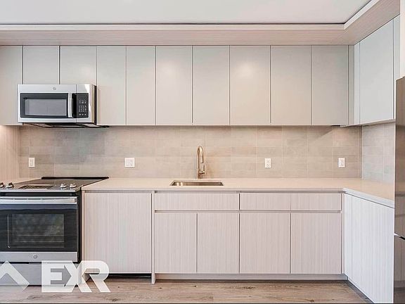 3rd image of 210 Clarkson Ave #306