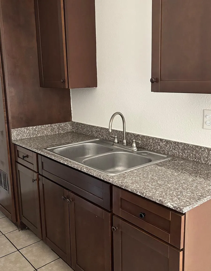1 bed, 640 sqft, $1,415 — Photo 2