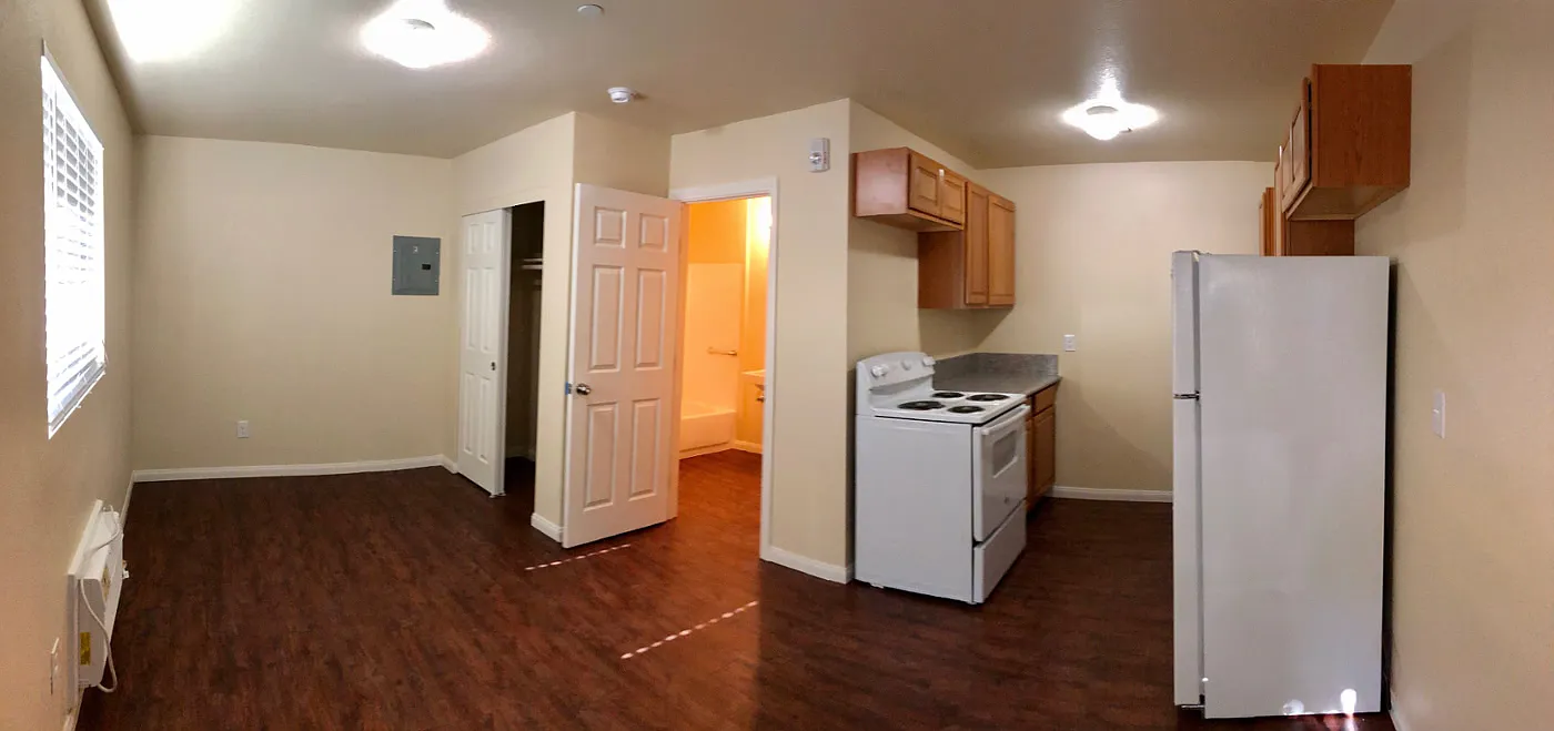 Charleston - 4806-07 — Photo 3