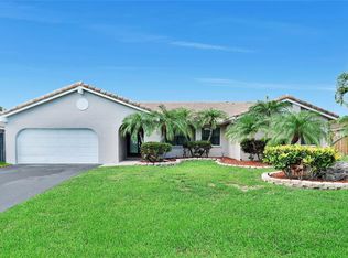 14911 Castlegate Ave, Davie, FL 33331