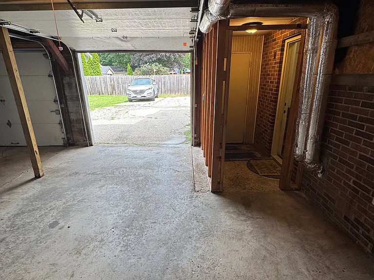 1510 Summit Ave #B — Photo 13