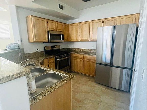 2nd image of 5855 Valley Dr Unit 2135