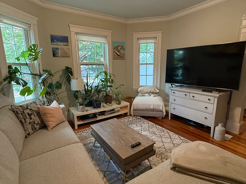 55 Josephine Ave #1