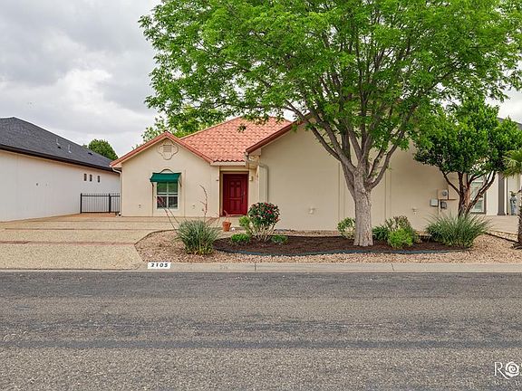 2nd image of 2105 Valleyview Dr