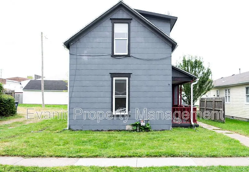 3 bed, 1.0 bath, 1118 sqft, $1,175 — Photo 1
