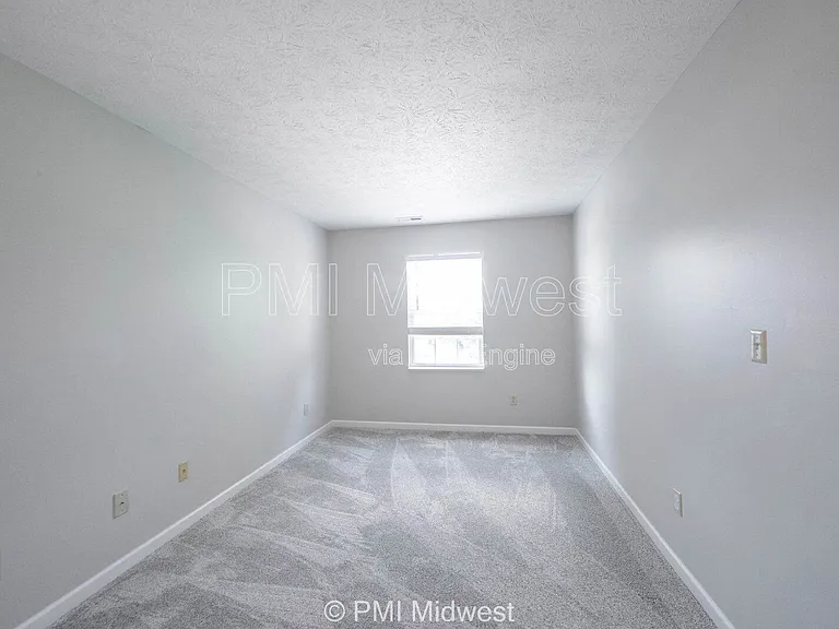 8802 Benjamin Ln — Photo 14