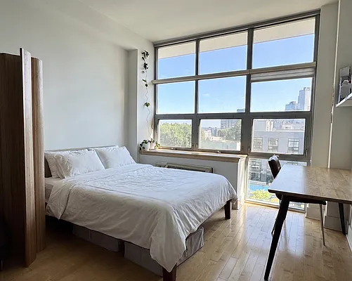 Bedroom, photo 2