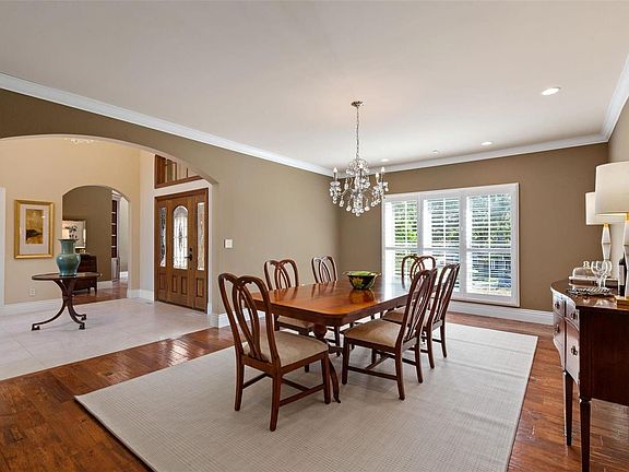 5th image of 923 Claymark Dr