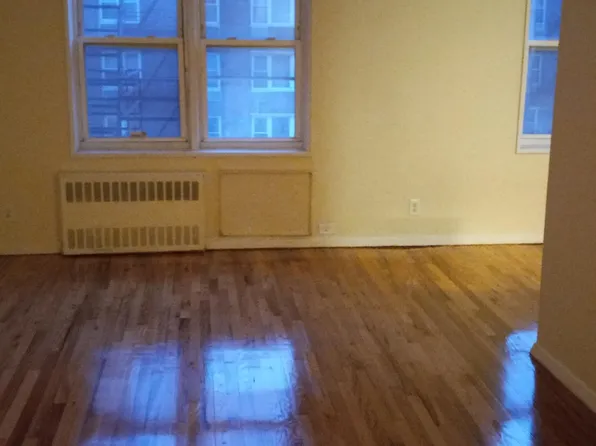 345 Bronx River Rd APT 4J, Yonkers, NY 10704