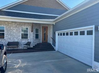 810 Spyglass Hill Dr, Bedford, IN 47421