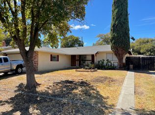 1319 Nutmeg Ln, Davis, CA 95618