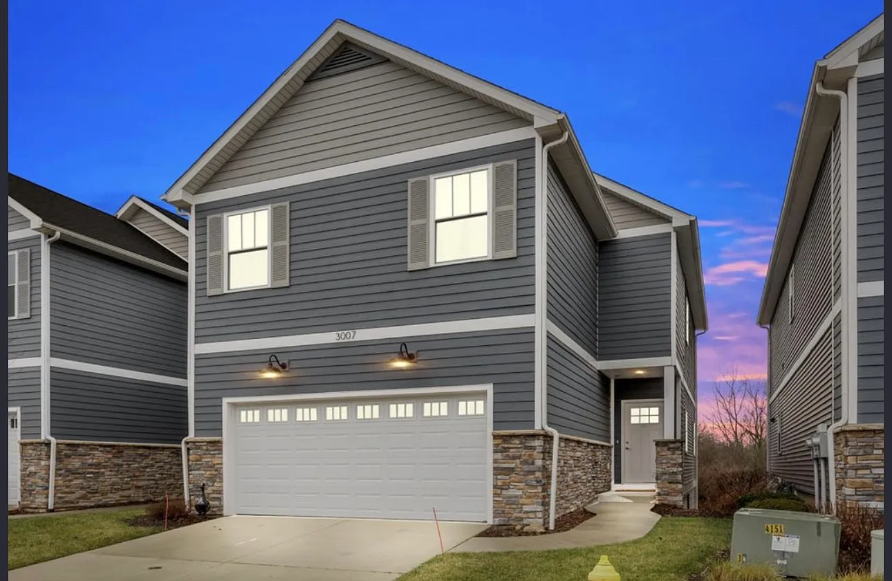 Ledgestone Pl NE, Grand Rapids — Photo 1
