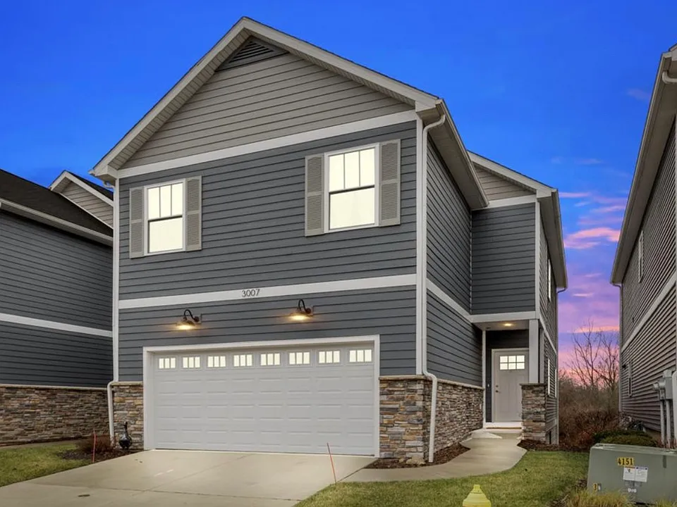 Ledgestone Pl NE
