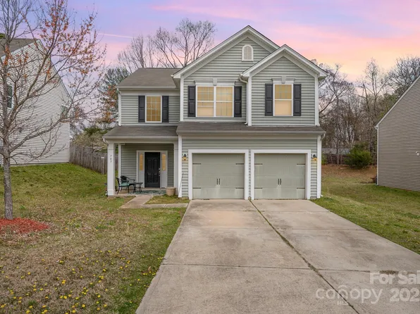 745 Brooke Nicole Pl, Charlotte, NC 28213