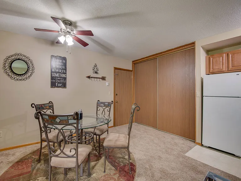 Linden Street Apartments — Photo 7