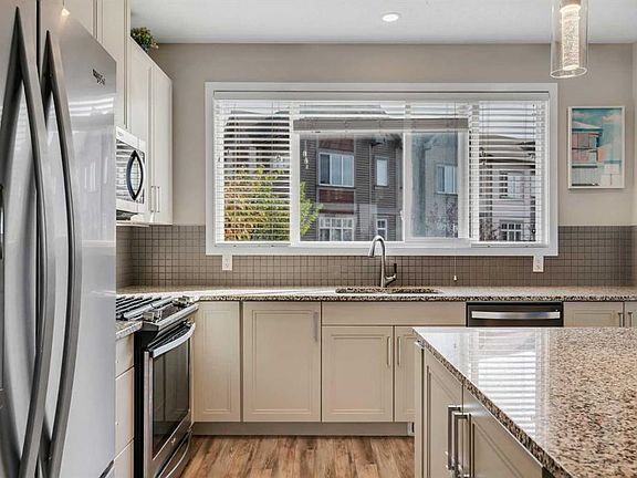 4th image of 147 N Copperstone Park SE